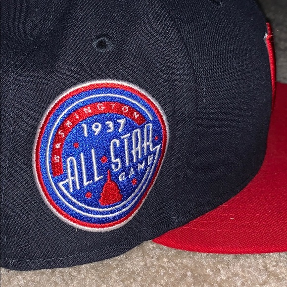 SnapBack Hat - Picture 3 of 8